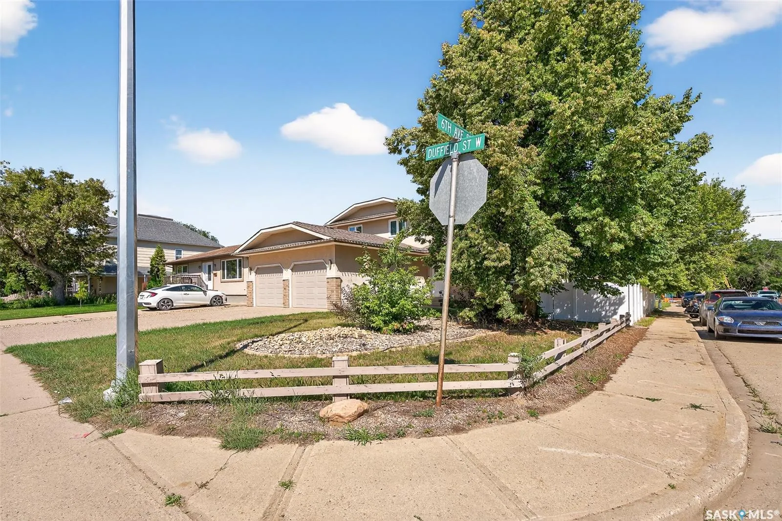 602 Duffield STREET W