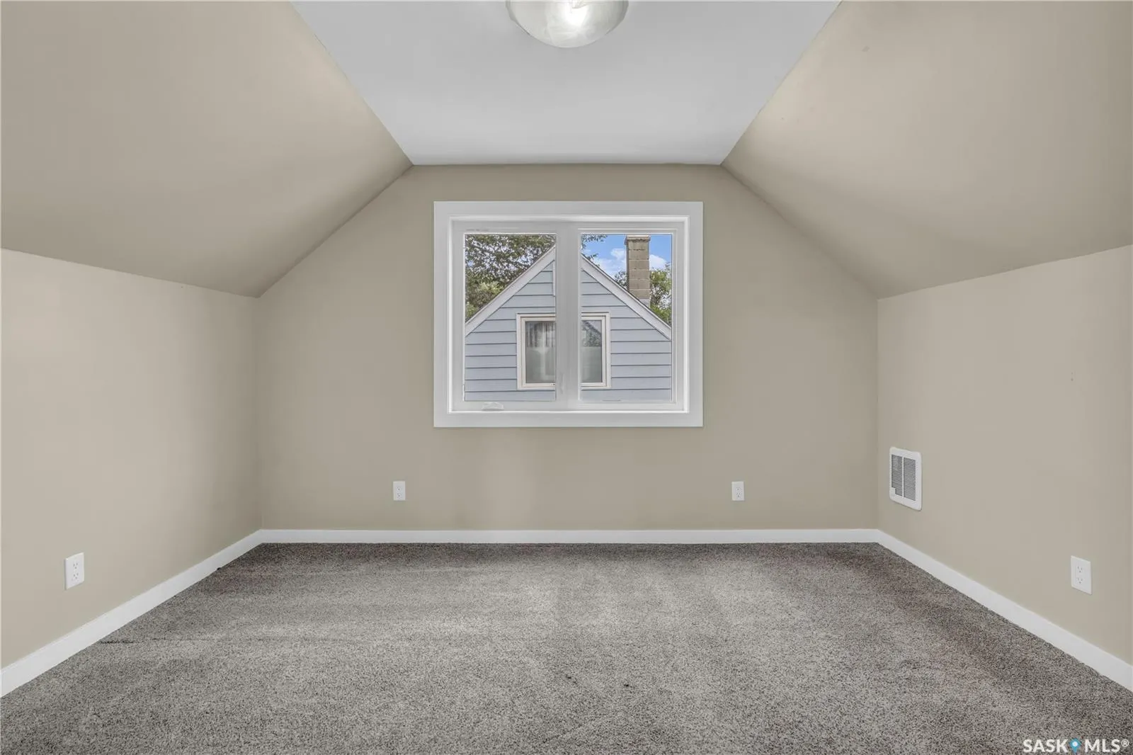7 Sussex CRESCENT