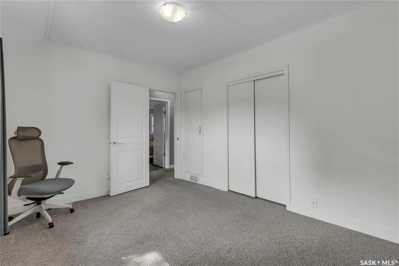 306 109th STREET W