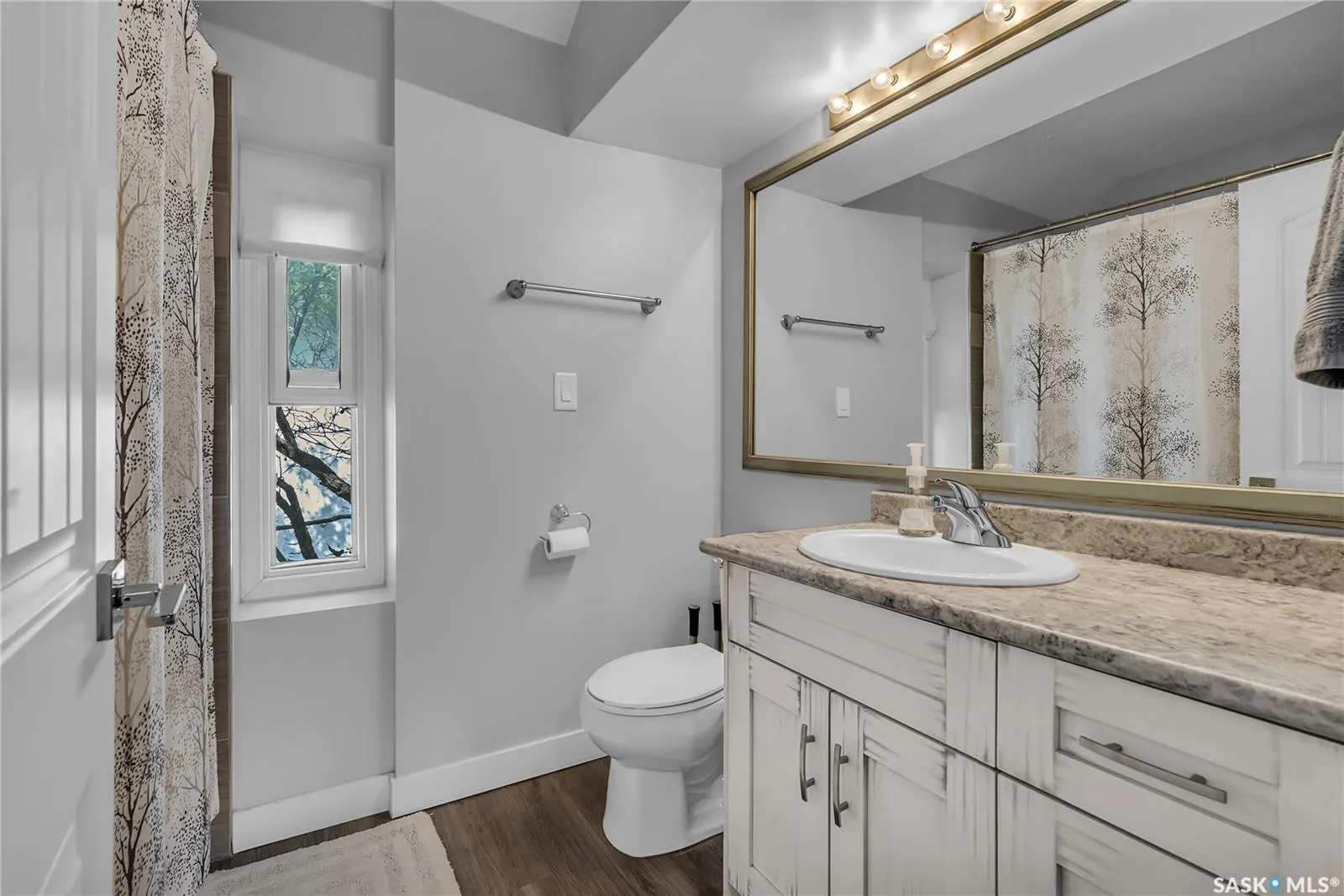 306 109th STREET W