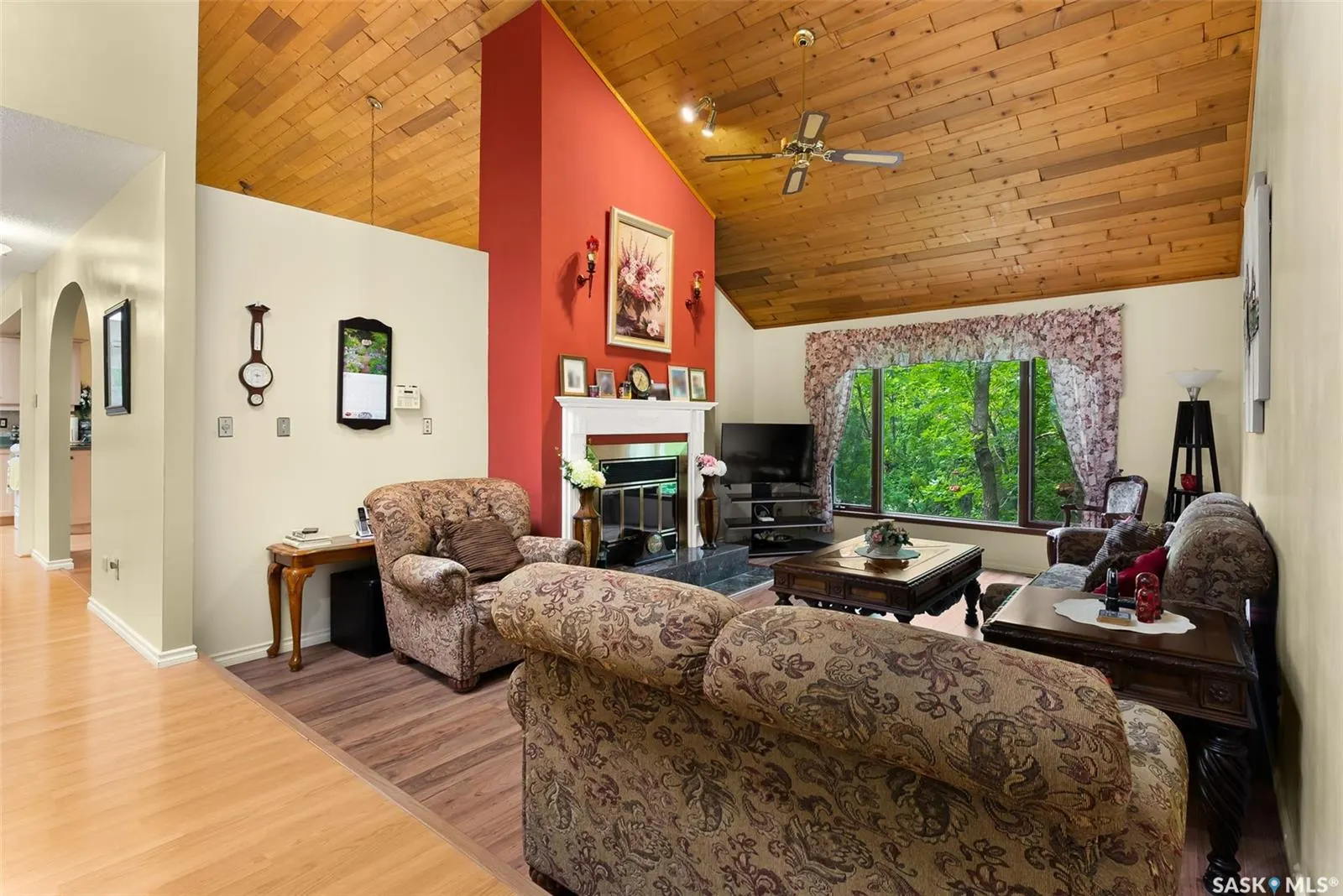 106 Shaw DRIVE