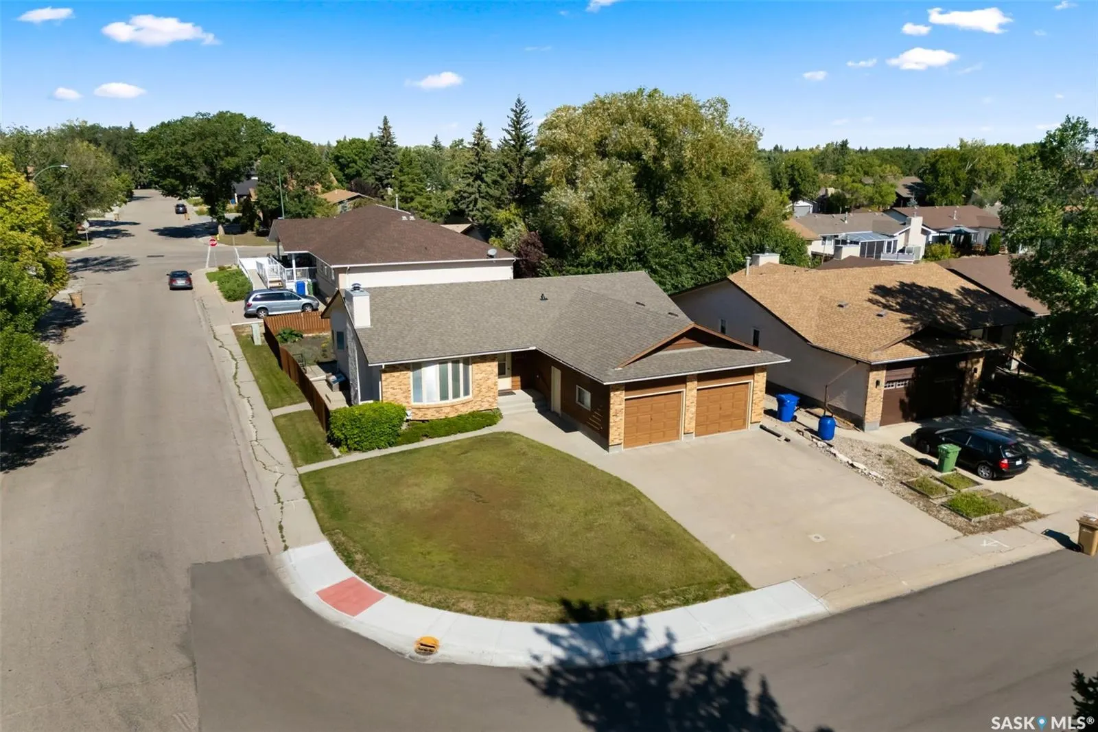 2102 Hanover CRESCENT E