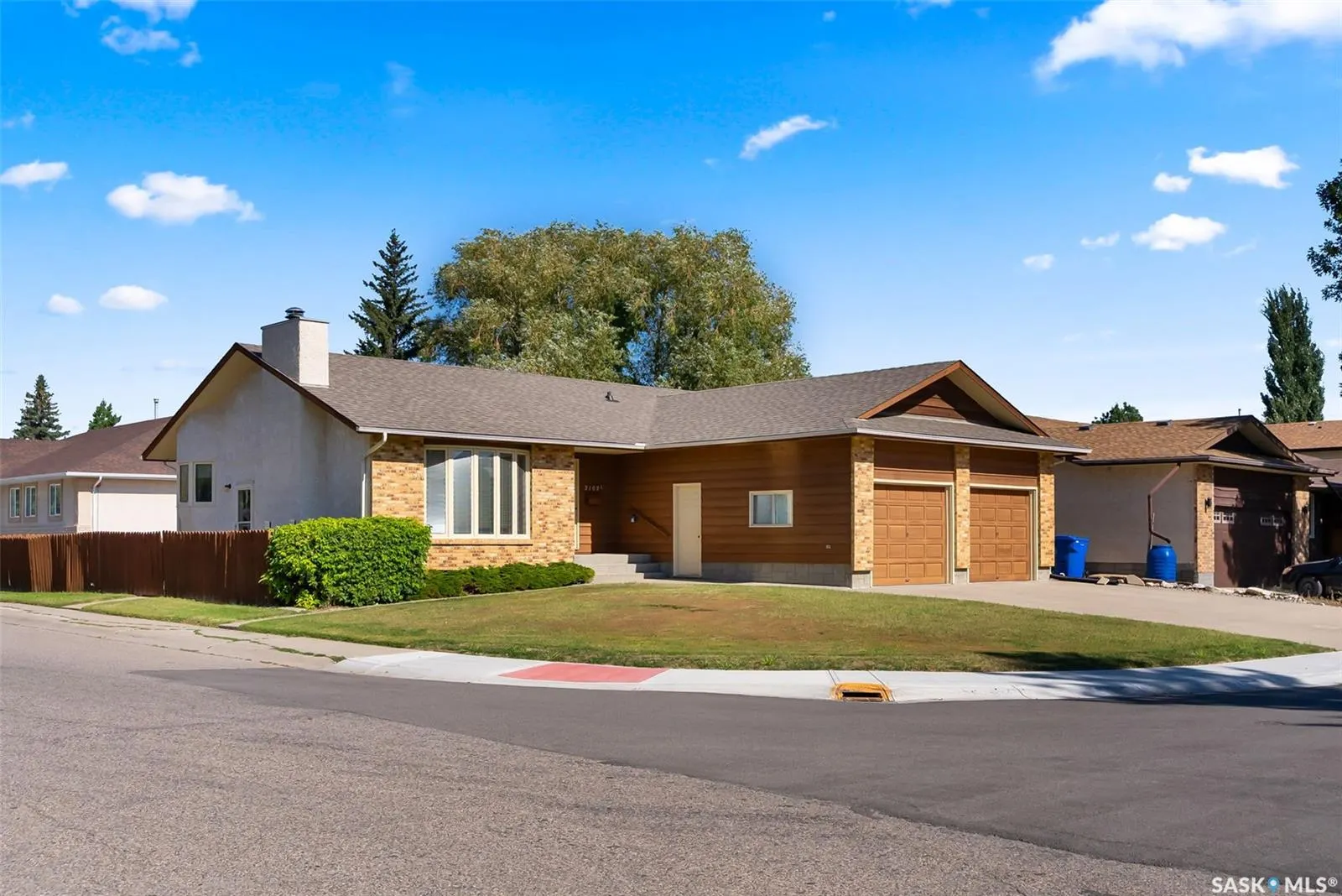 2102 Hanover CRESCENT E
