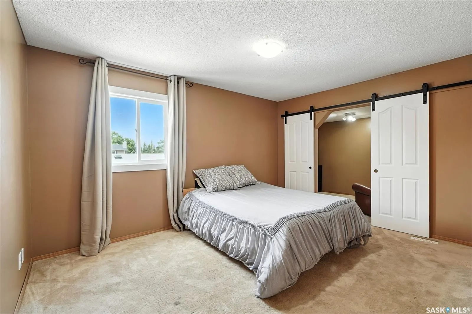 6 Capilano DRIVE
