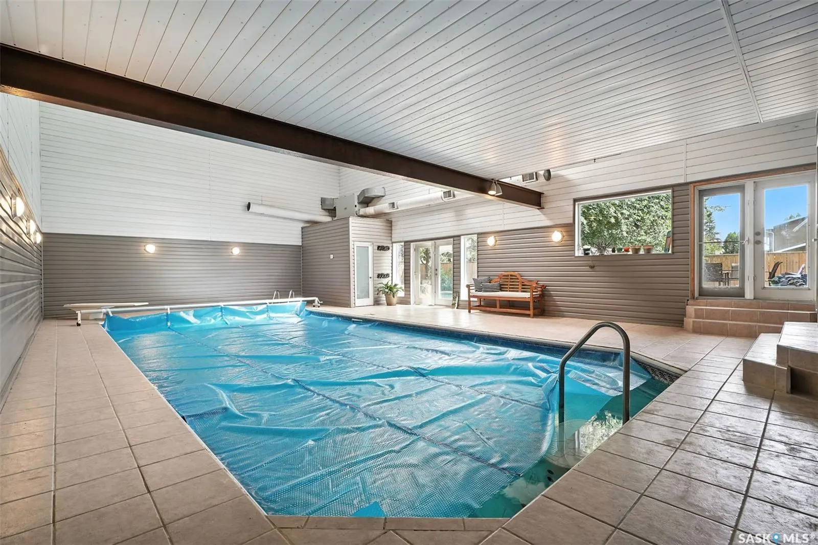 6 Capilano DRIVE