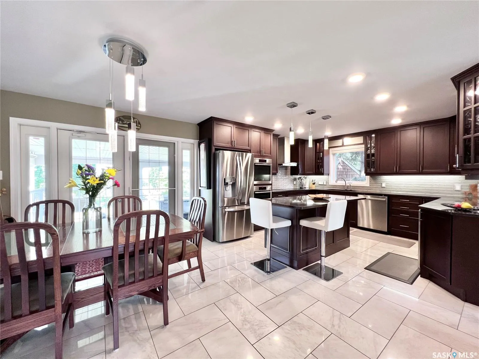 5 Poplar PLACE