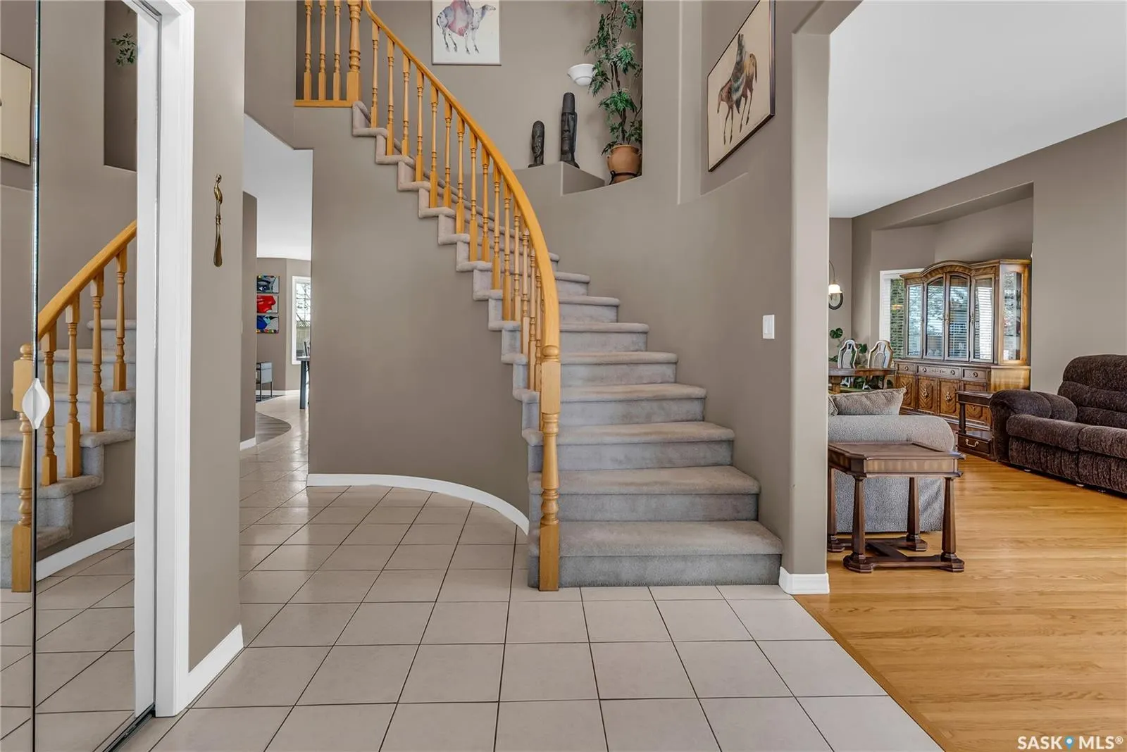 318 Mendel COVE