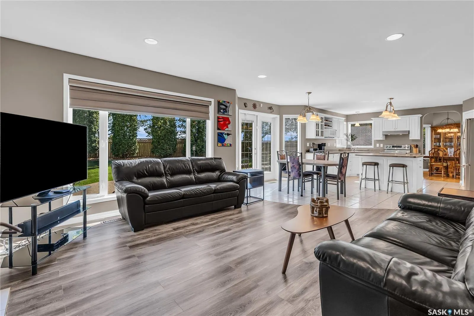 318 Mendel COVE