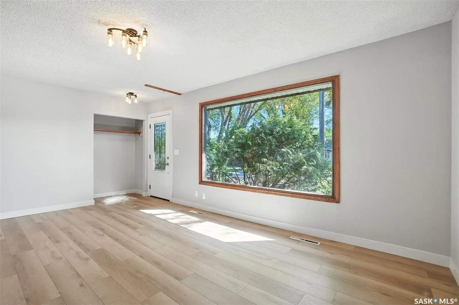 2616 20th STREET W