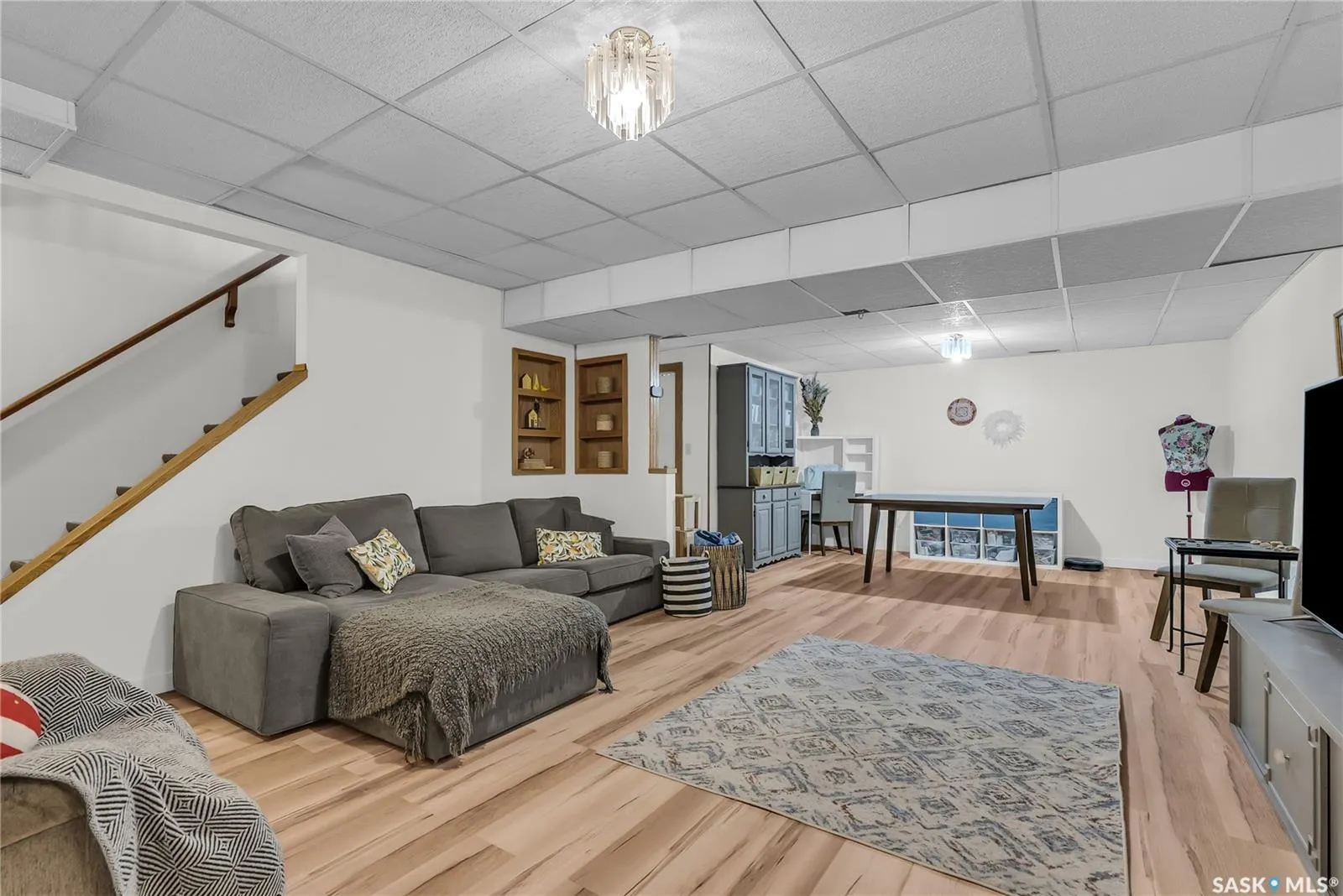 502 Brightsand CRESCENT
