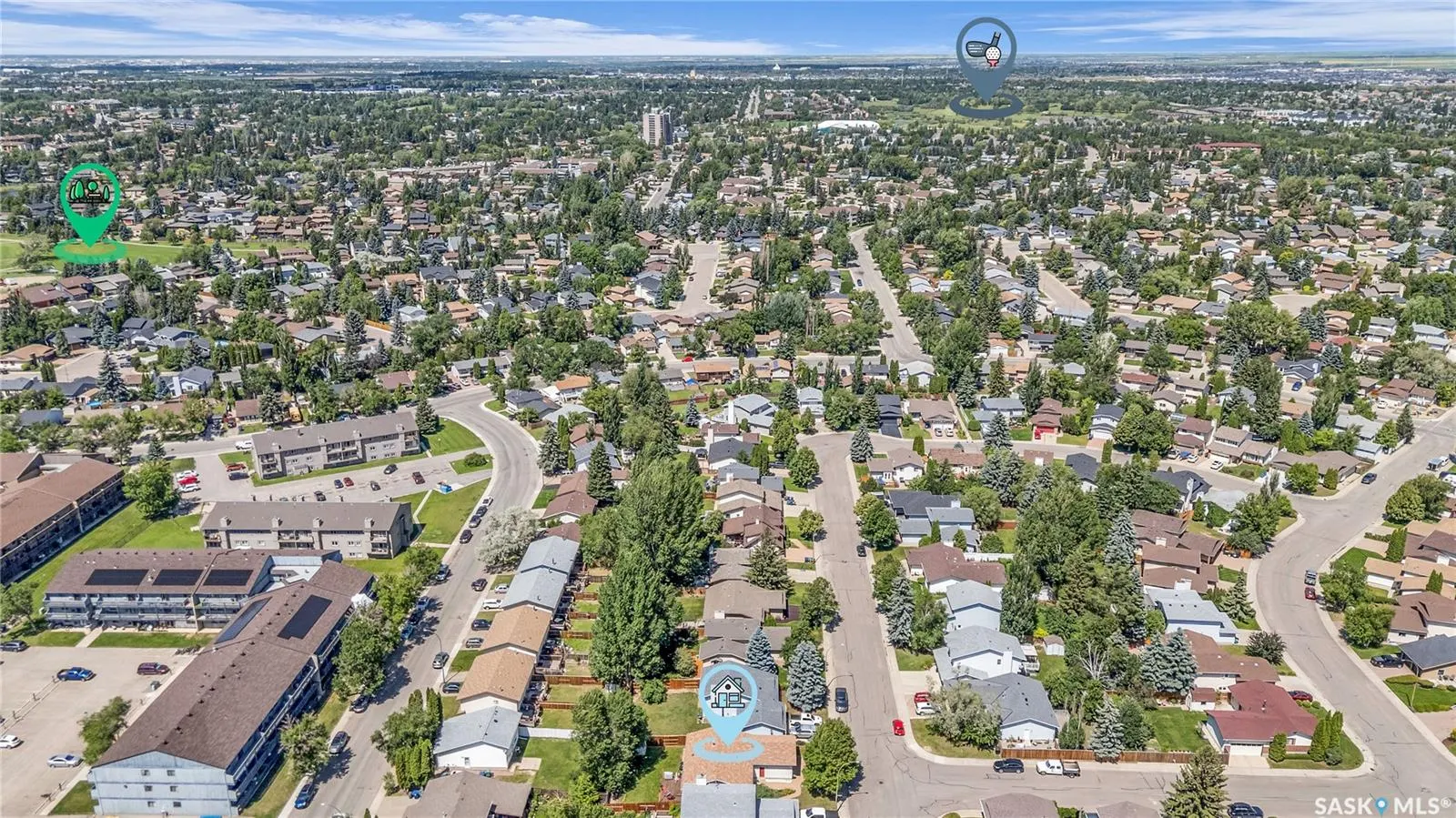 502 Brightsand CRESCENT