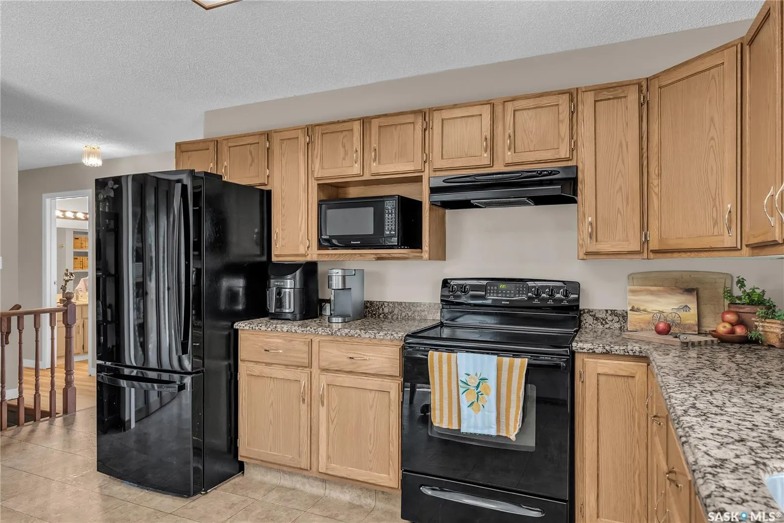 502 Brightsand CRESCENT
