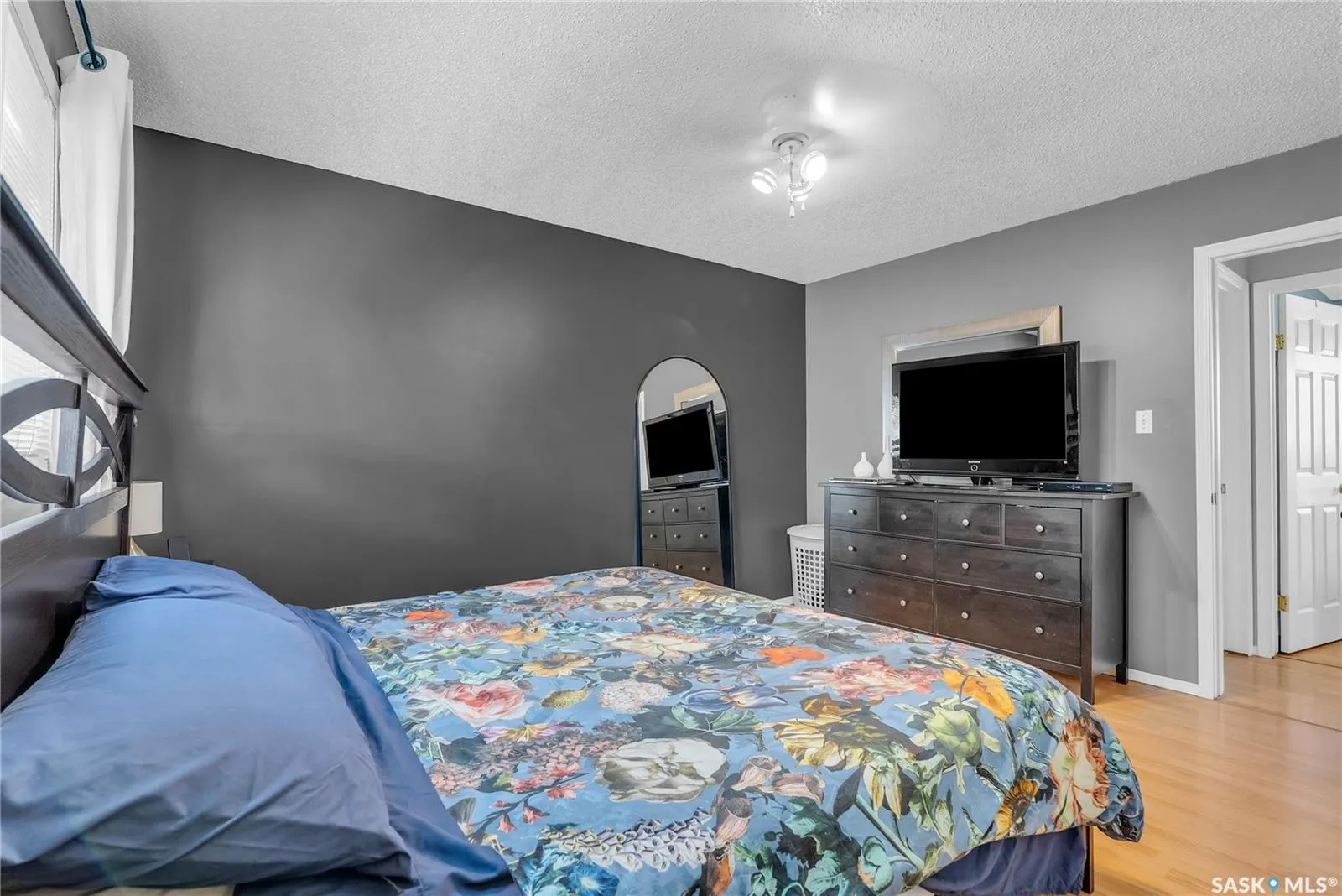 306 Bowman CRESCENT