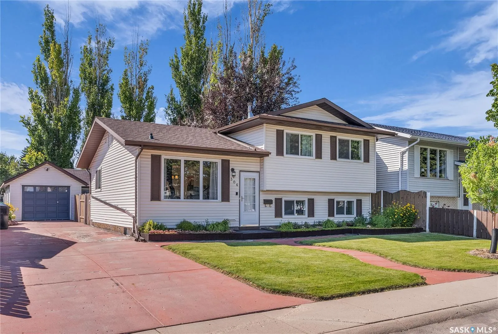 306 Bowman CRESCENT