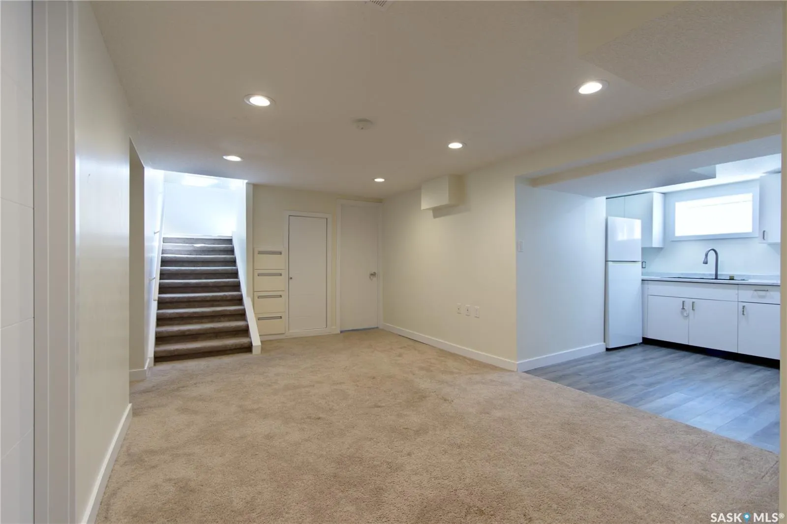 2475 Francis STREET