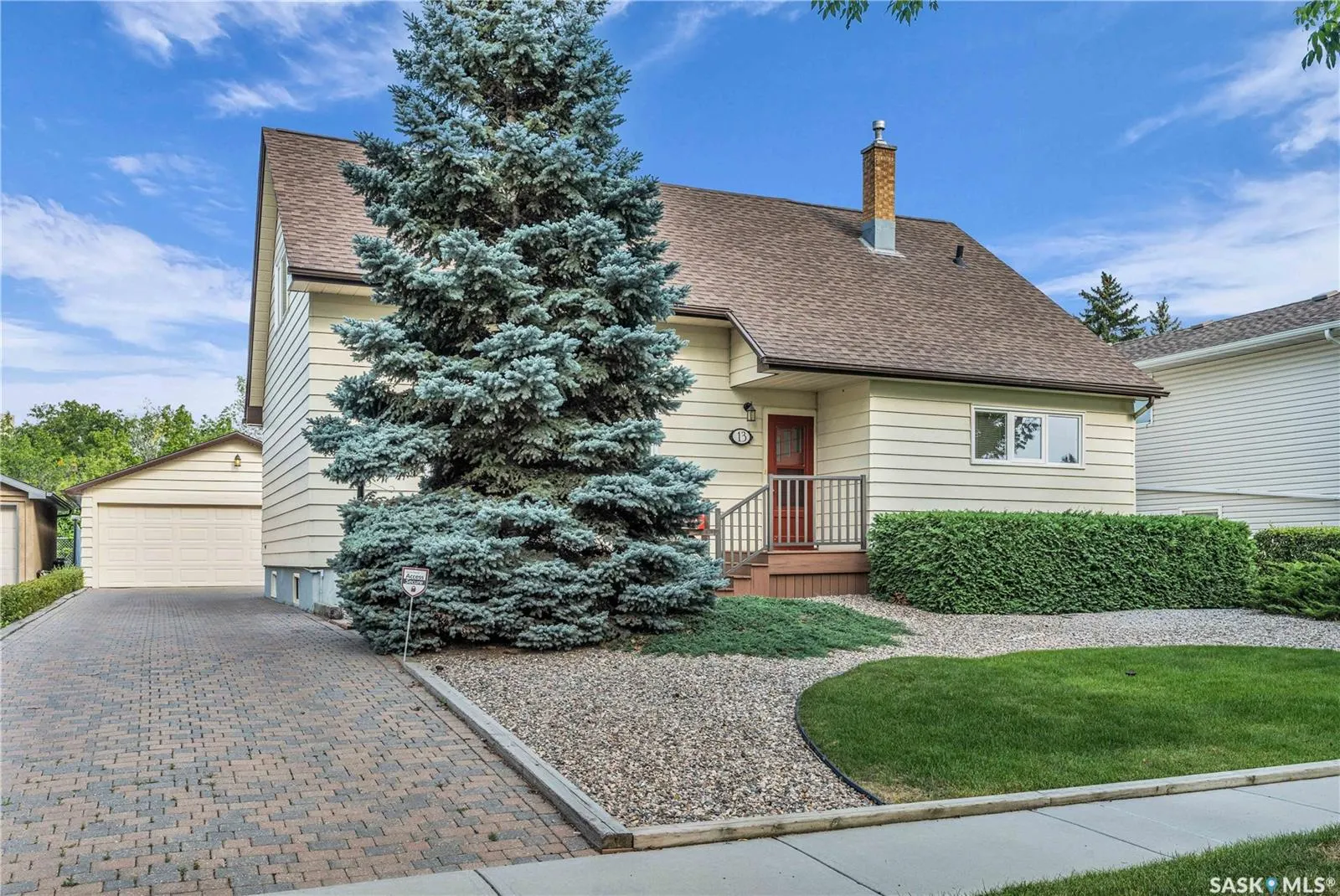 13 Lamont CRESCENT