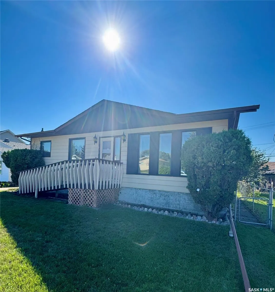 403 Churchill STREET