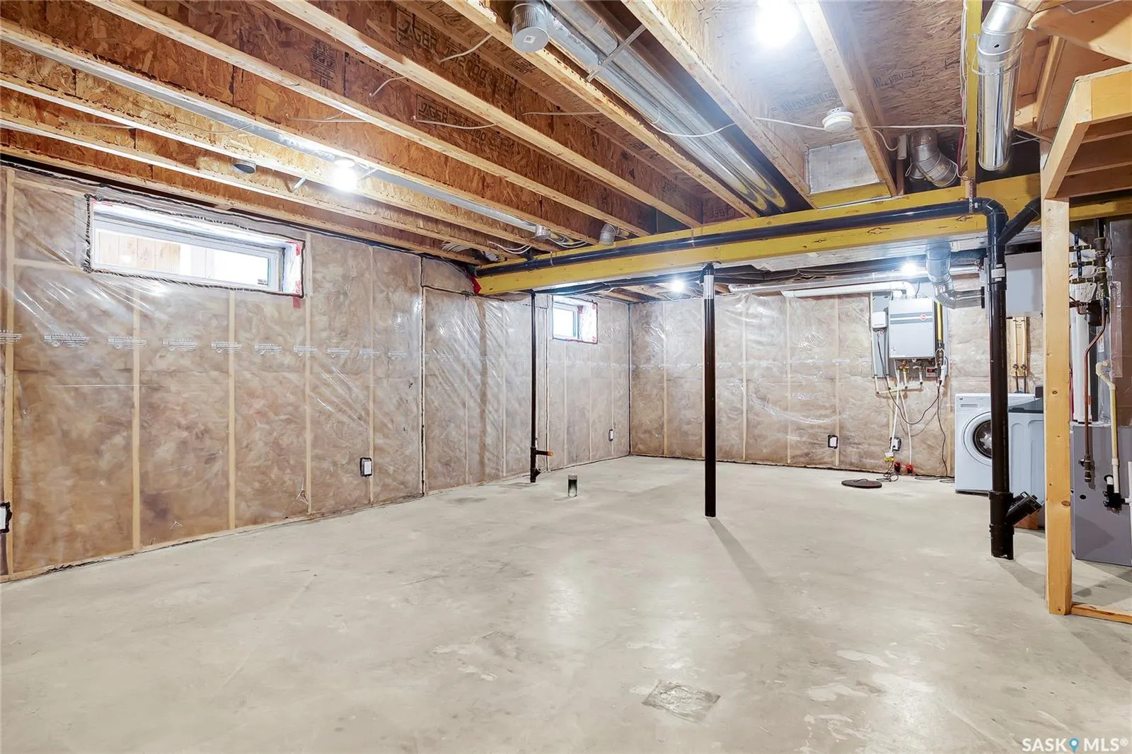418 Veltkamp CRESCENT