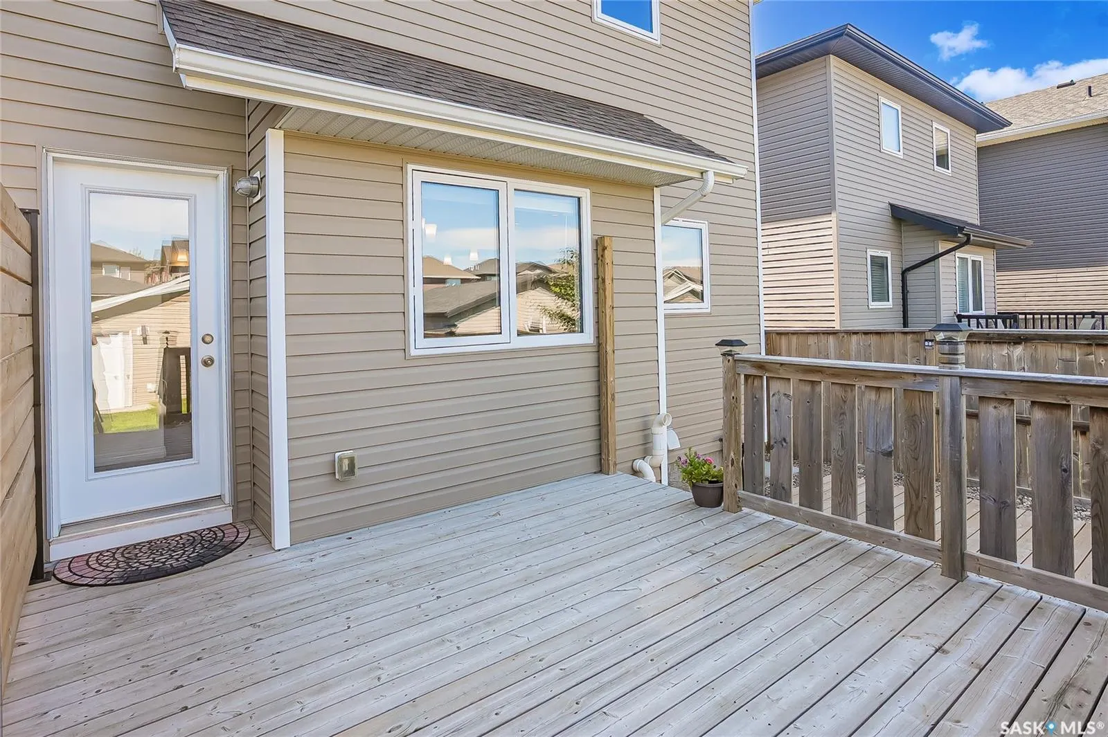 418 Veltkamp CRESCENT