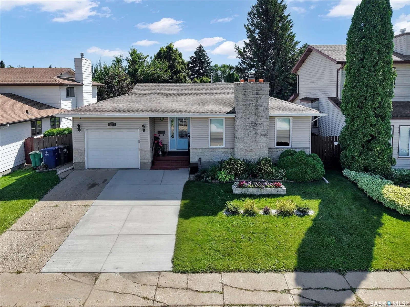 128 Delaronde ROAD
