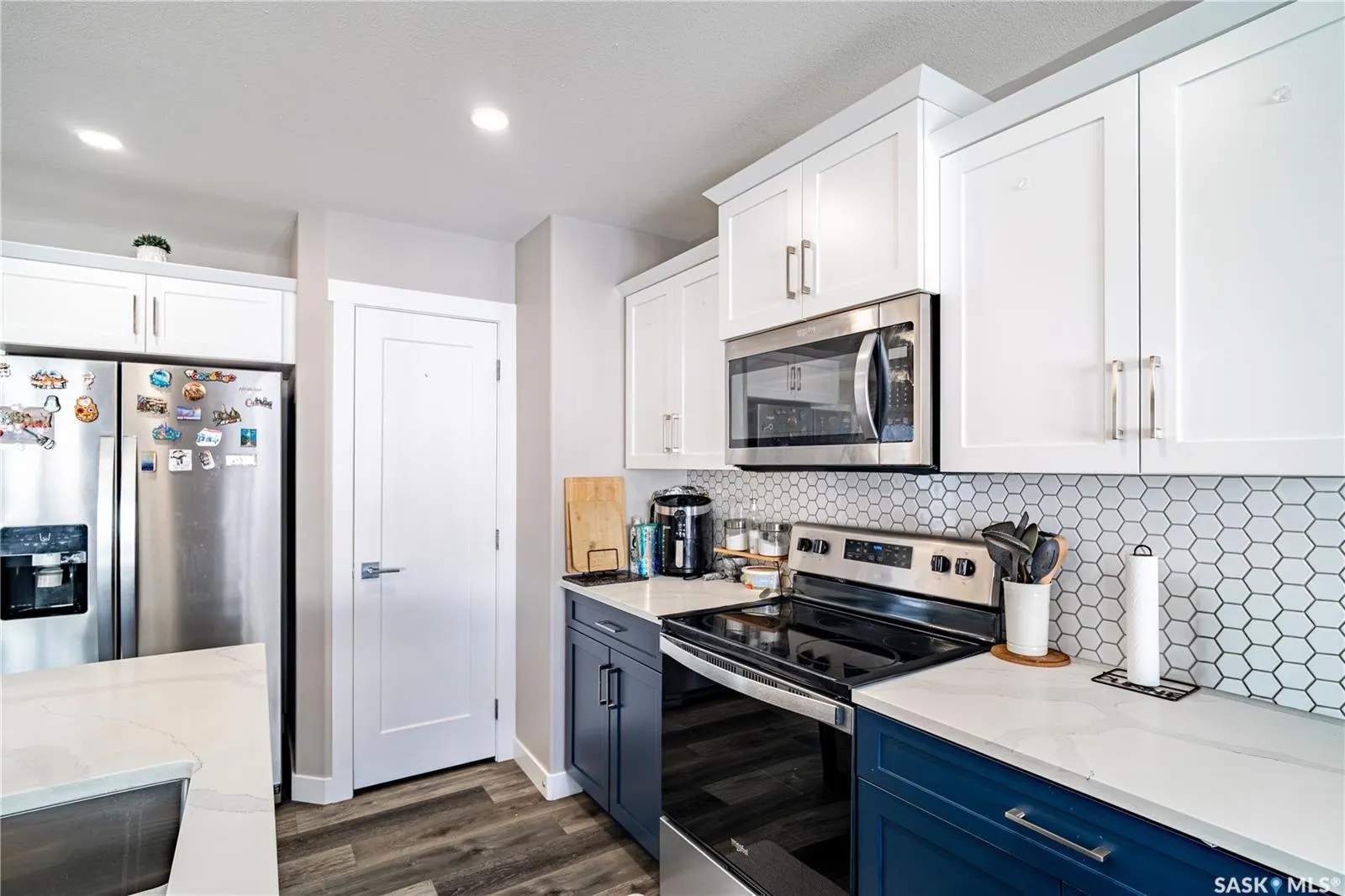 4657 Ferndale CRESCENT