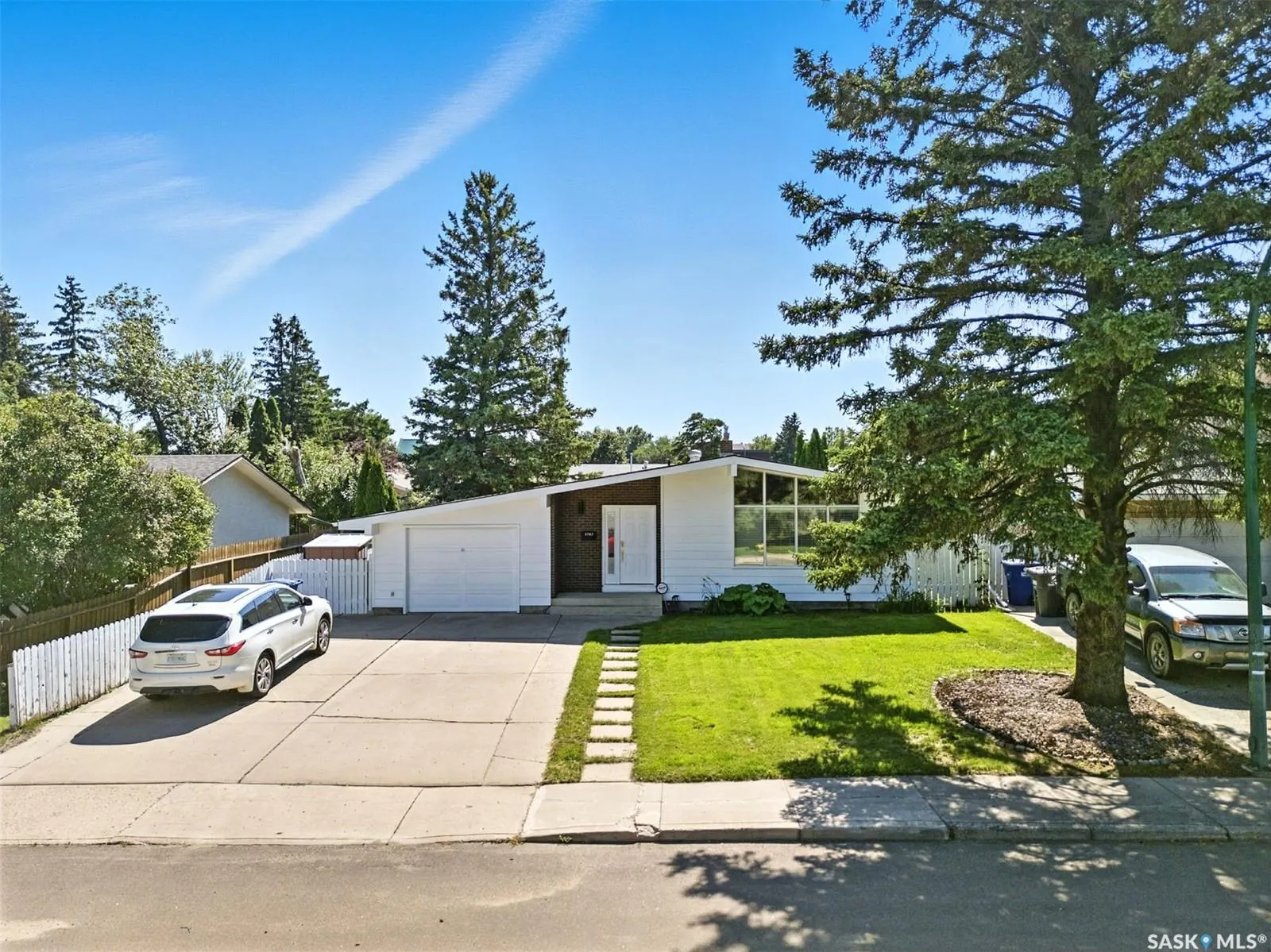 3707 Balfour STREET