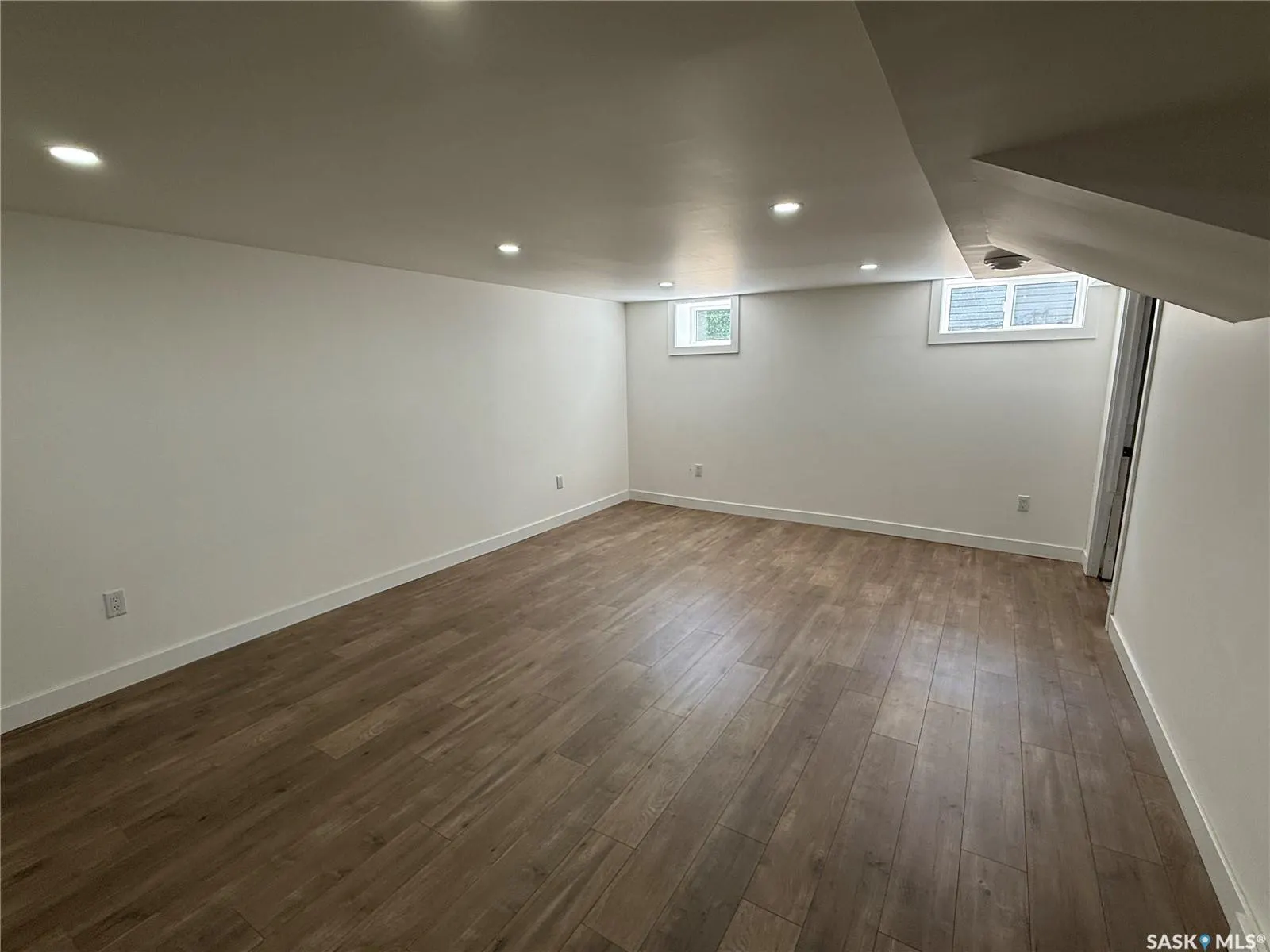 223 Eisenhower STREET