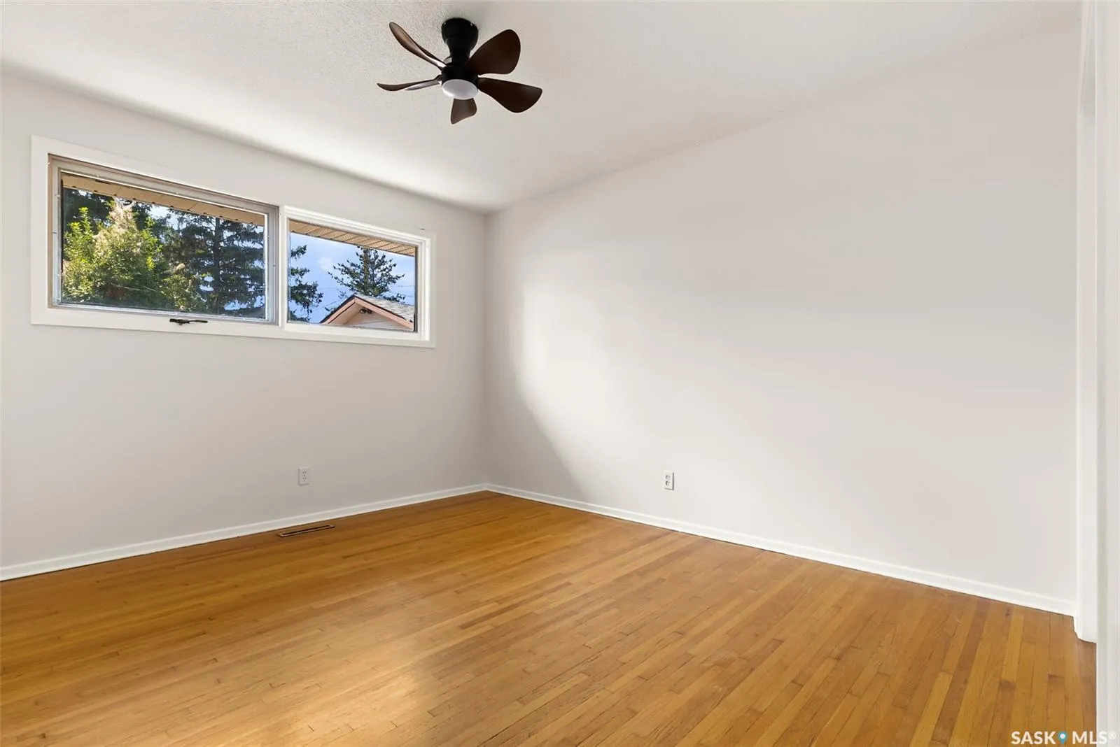 4 Burrows STREET