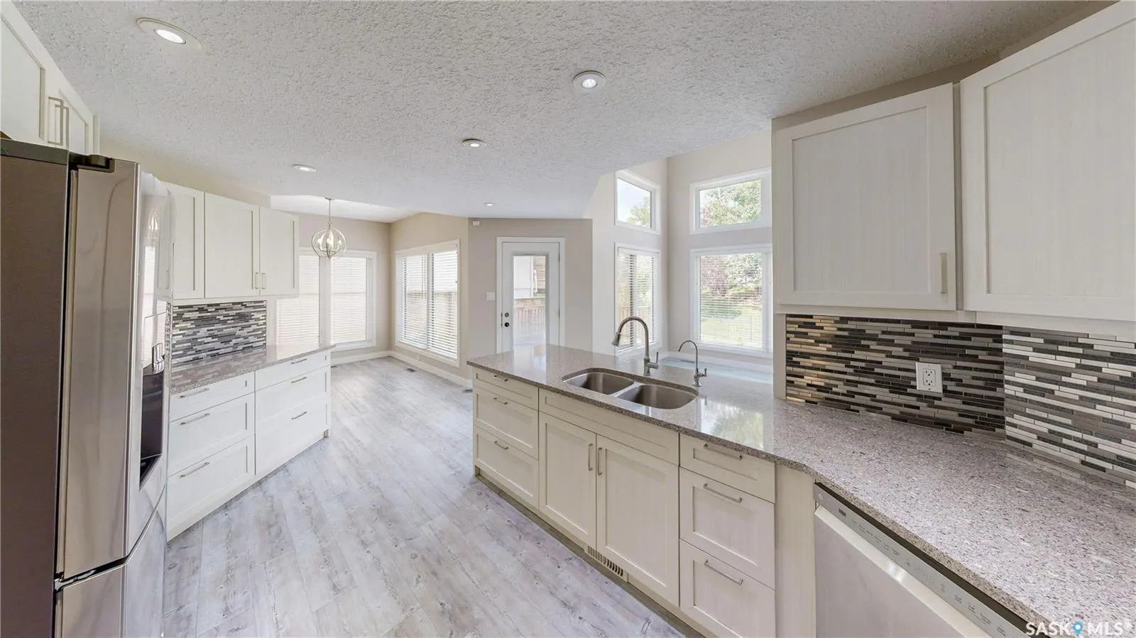 5006 Wascana Vista COURT