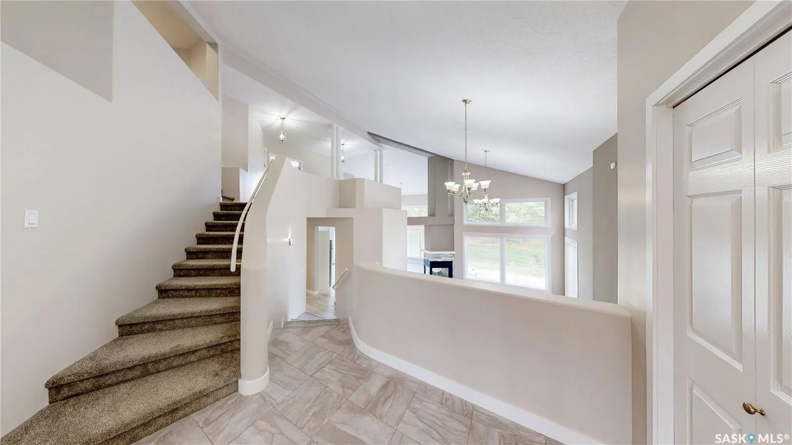 5006 Wascana Vista COURT