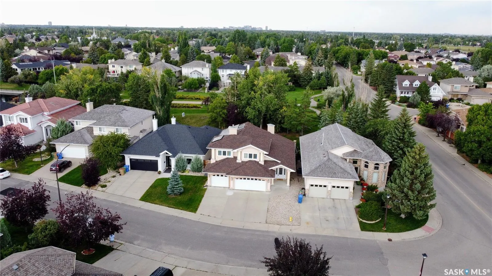 5006 Wascana Vista COURT