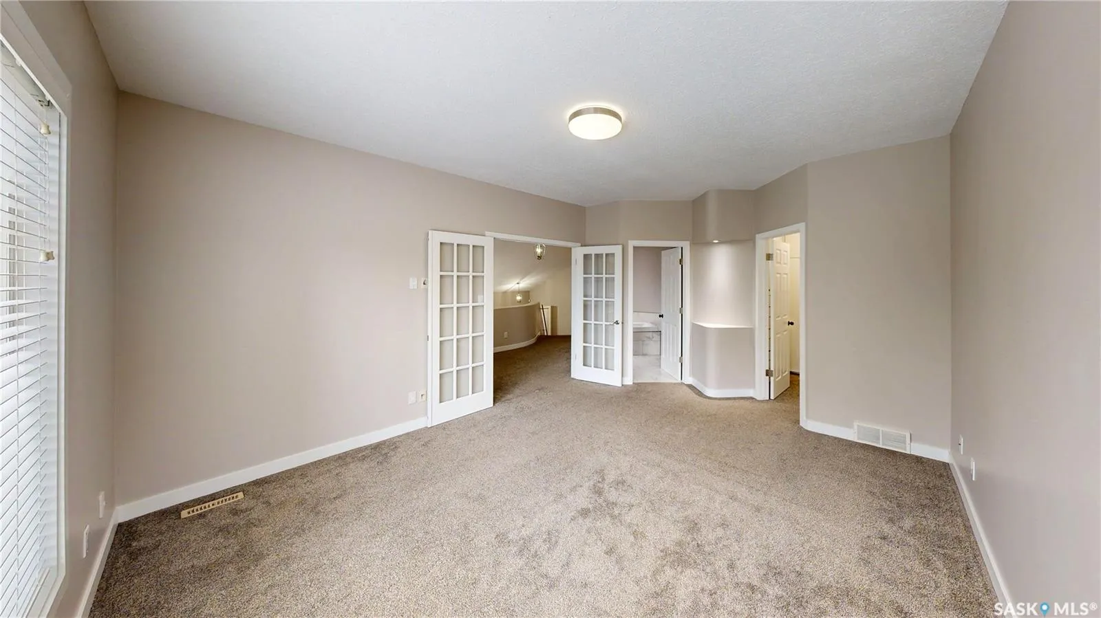 5006 Wascana Vista COURT