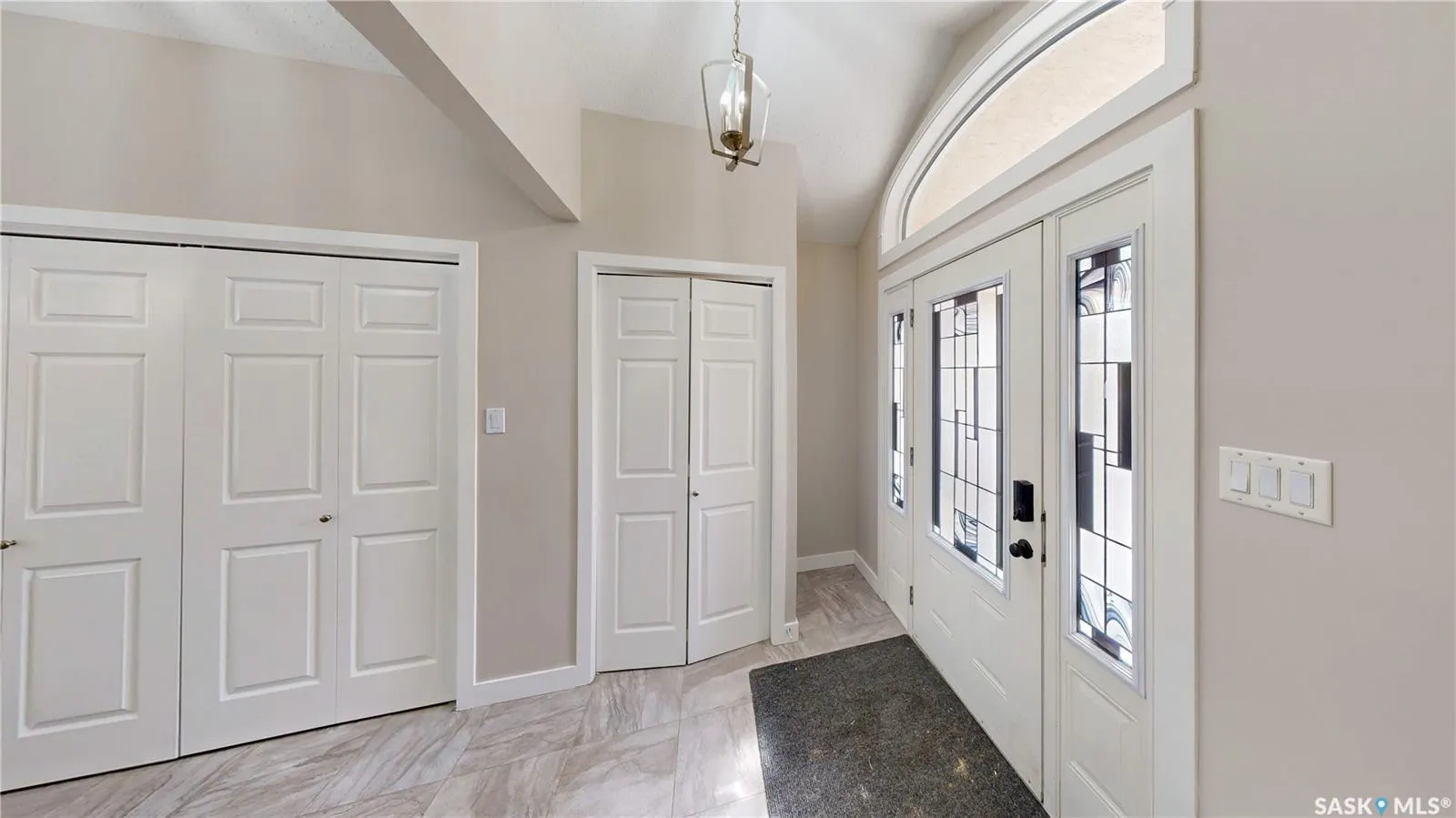 5006 Wascana Vista COURT