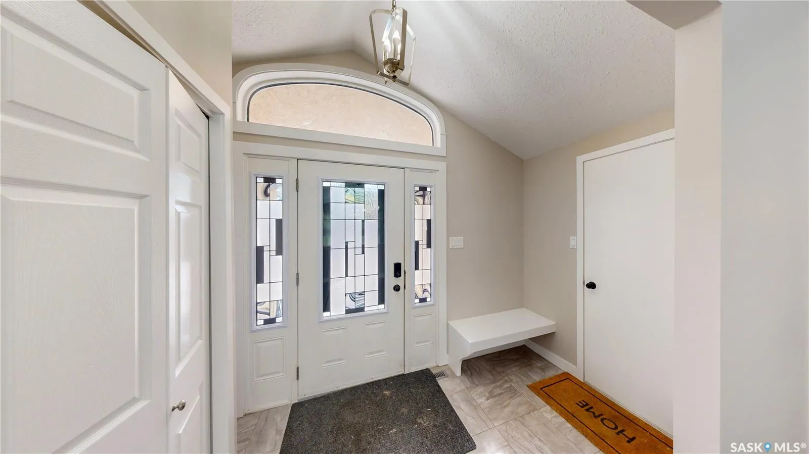 5006 Wascana Vista COURT