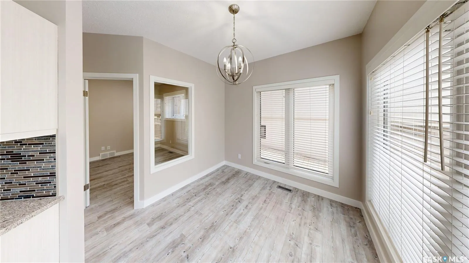 5006 Wascana Vista COURT