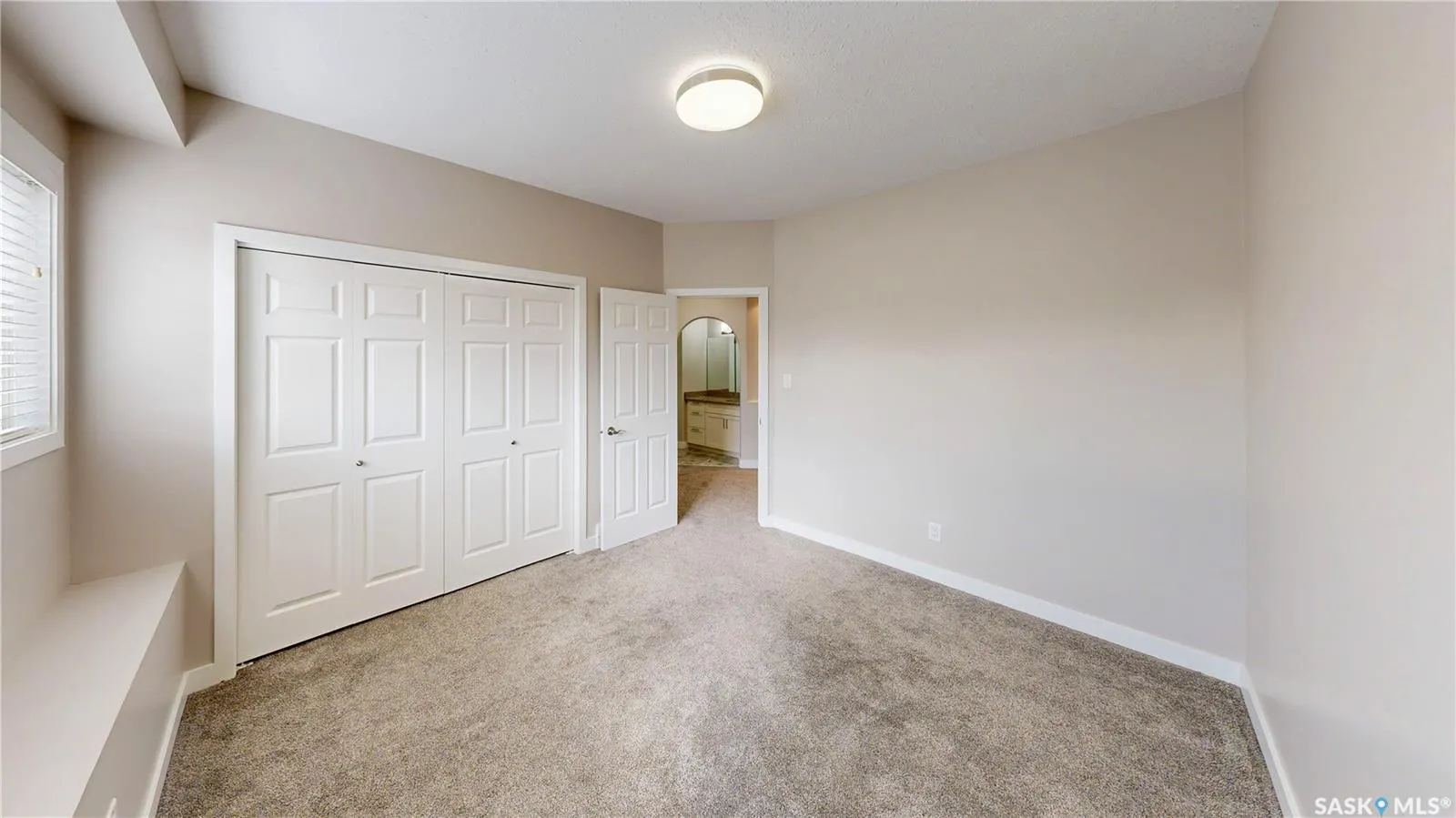 5006 Wascana Vista COURT
