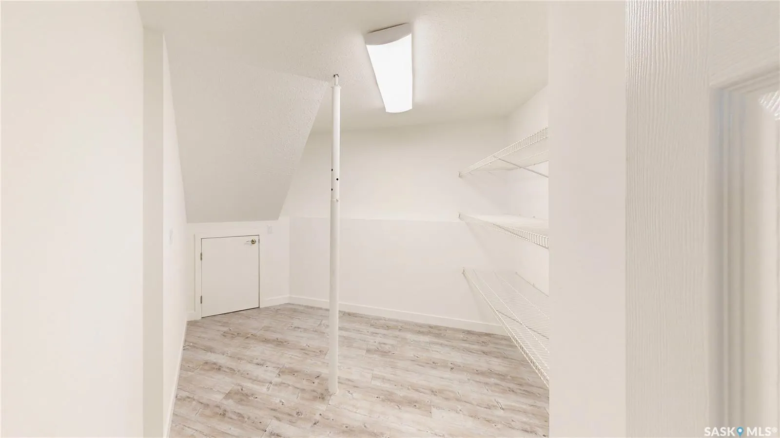 5006 Wascana Vista COURT