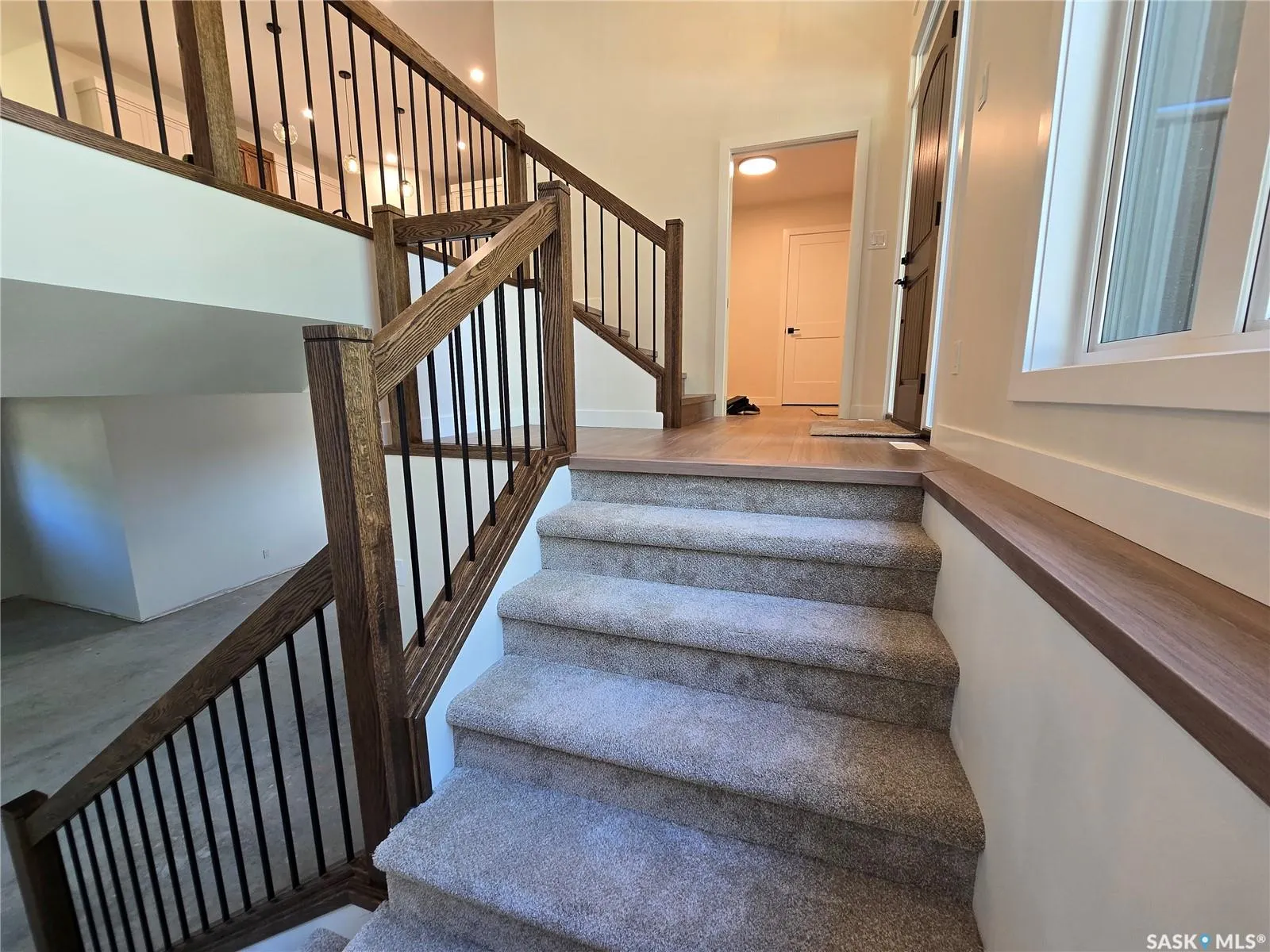 3 KENNEY CRESCENT