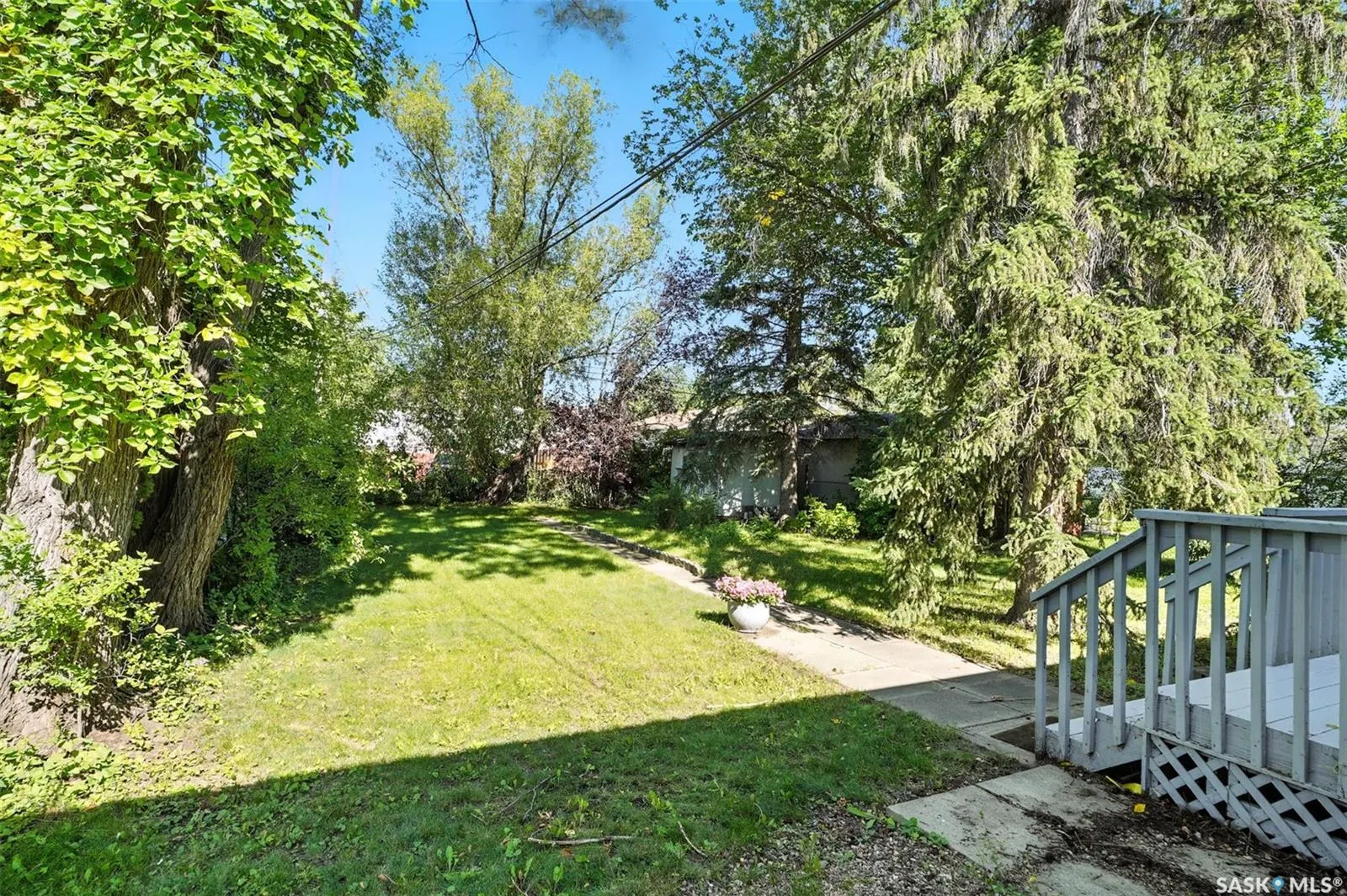 204 Evans STREET
