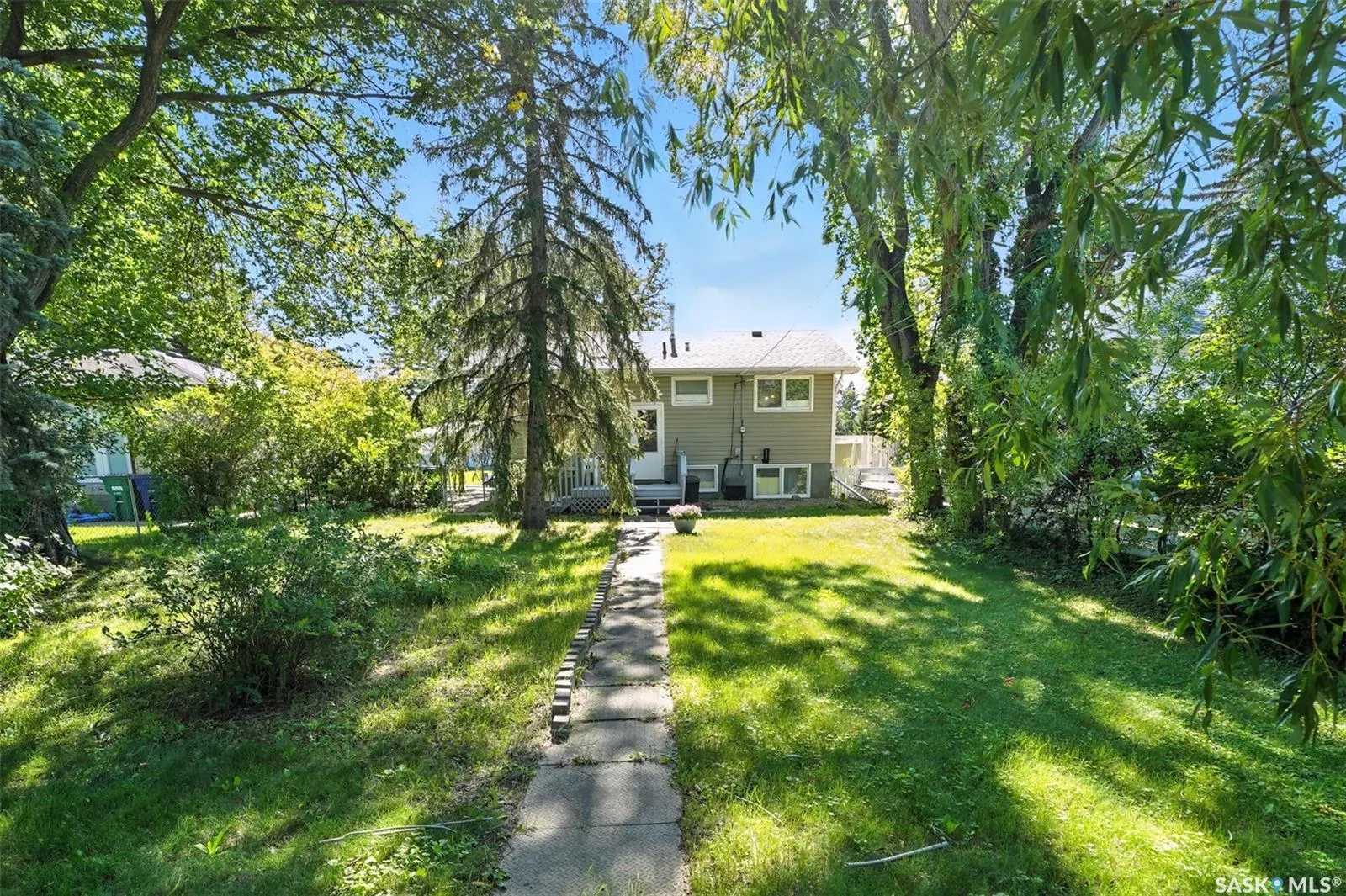 204 Evans STREET