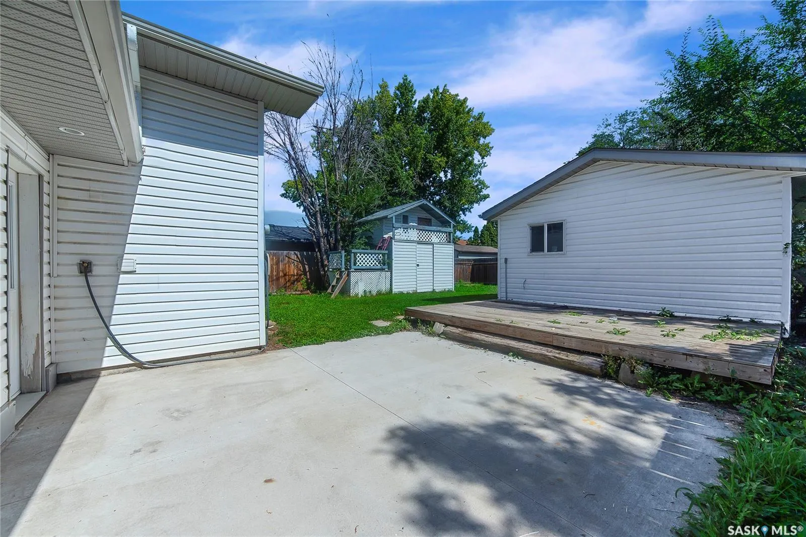 426 Vanier CRESCENT