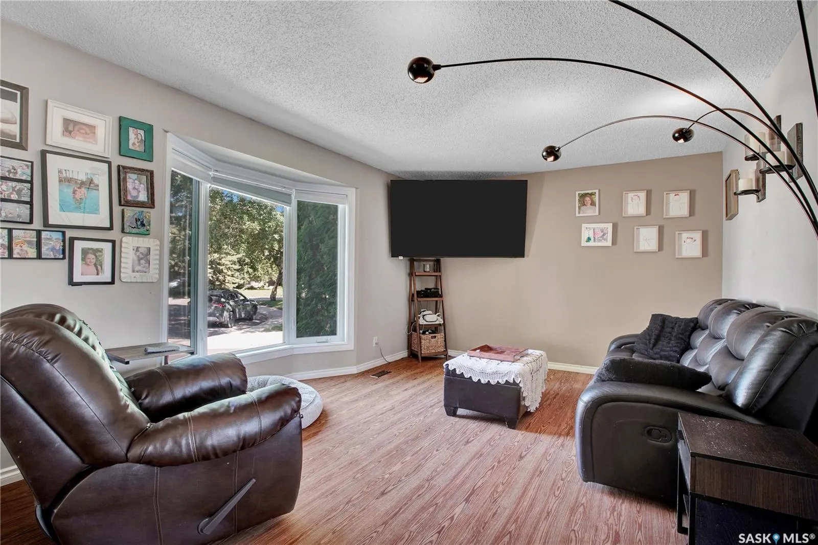 102 Galbraith CRESCENT