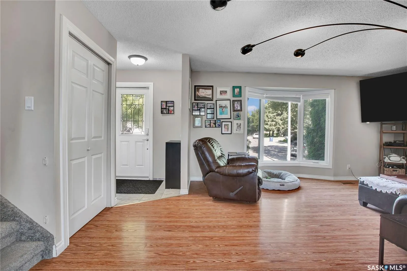 102 Galbraith CRESCENT