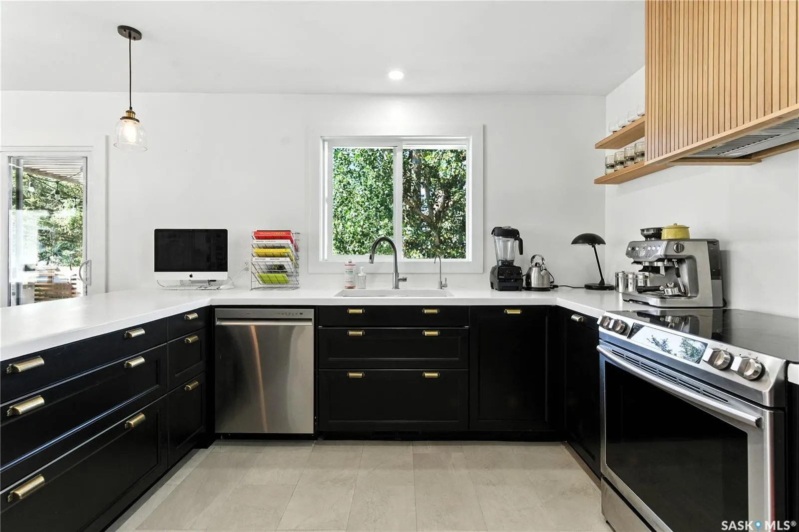 6 Wilkie ROAD