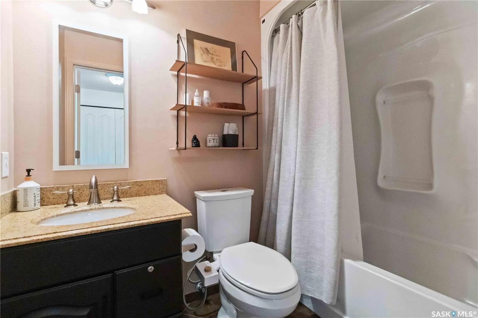 303 5th AVENUE N, #103