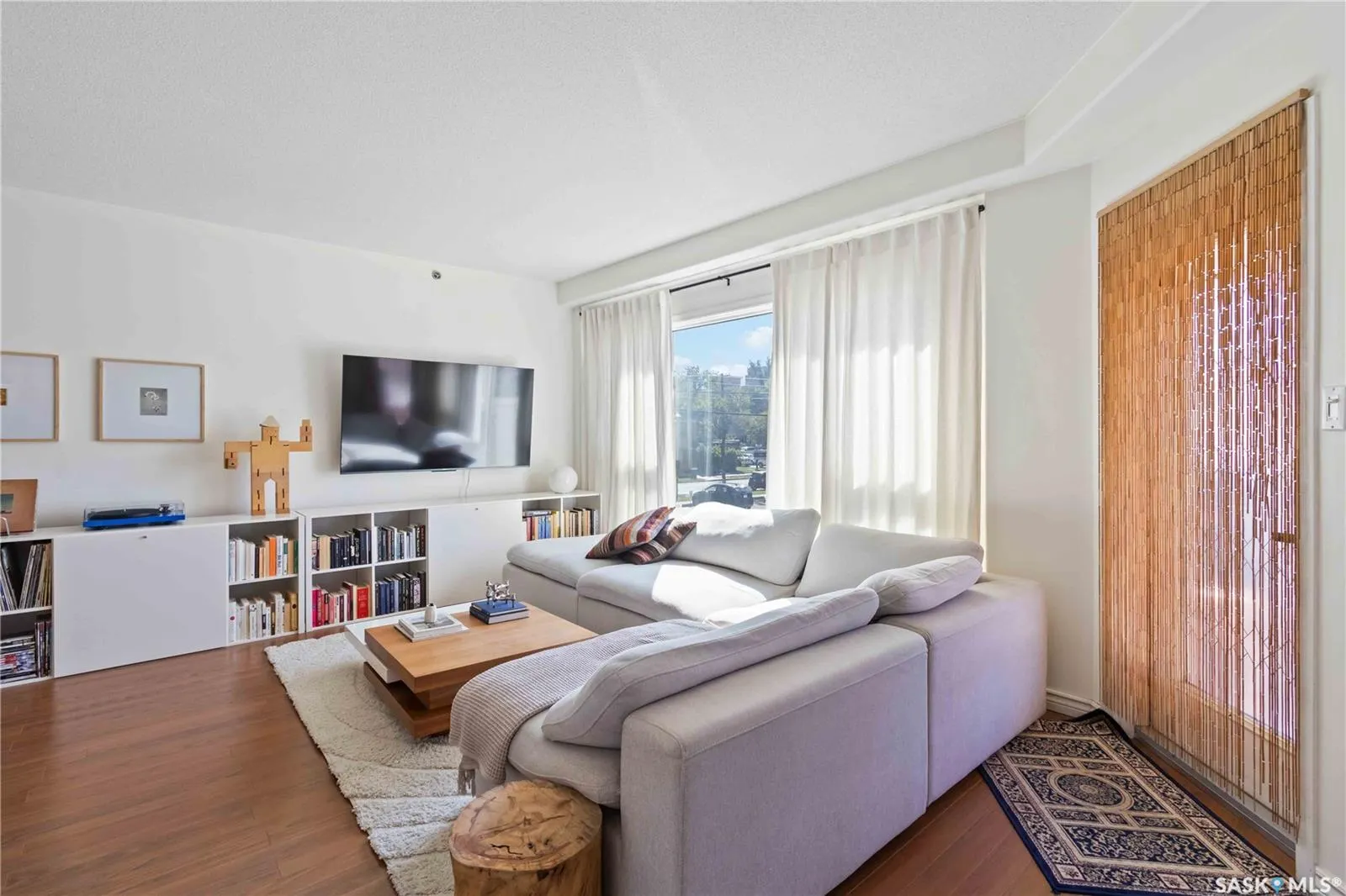 303 5th AVENUE N, #103