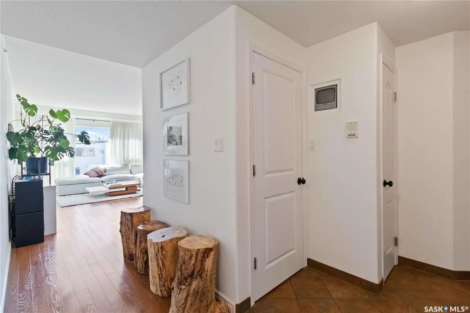 303 5th AVENUE N, #103