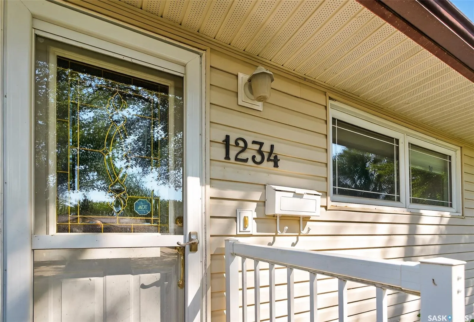 1234 Carleton STREET