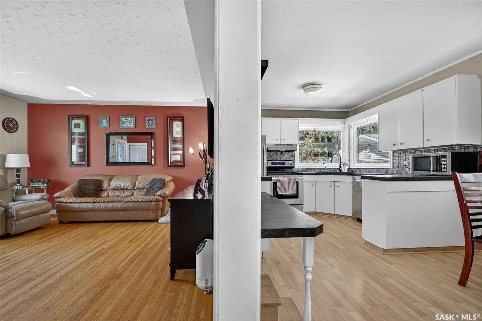 1234 Carleton STREET