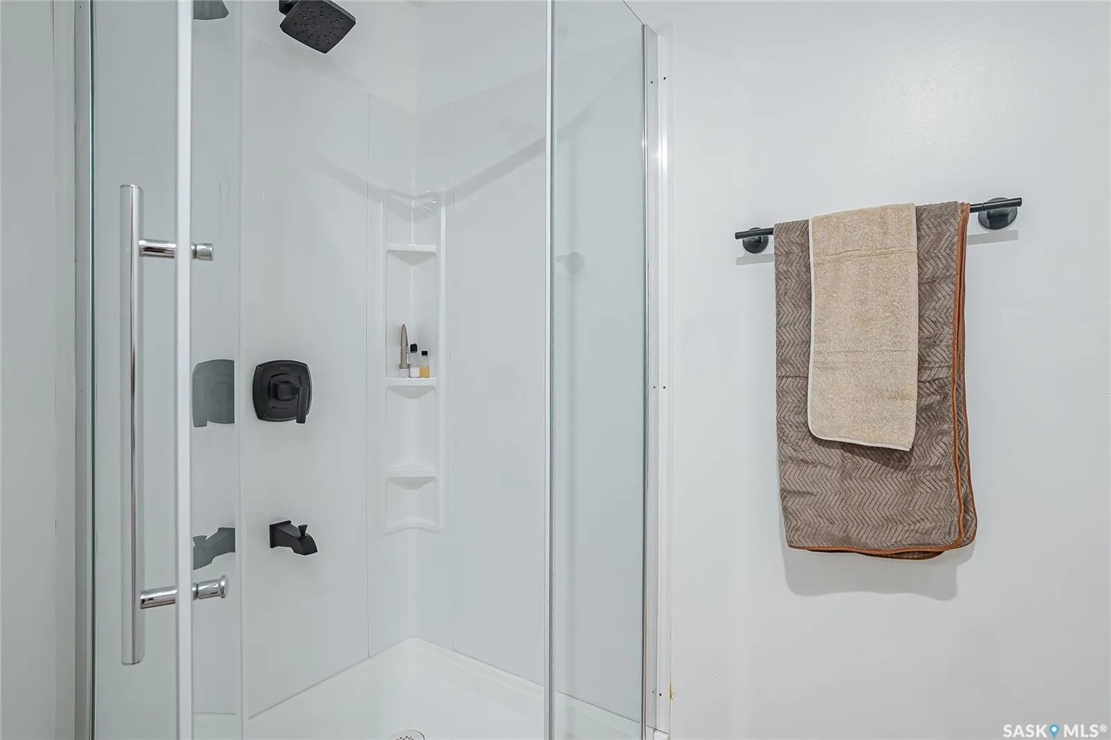 1555 Paton CRESCENT, #405